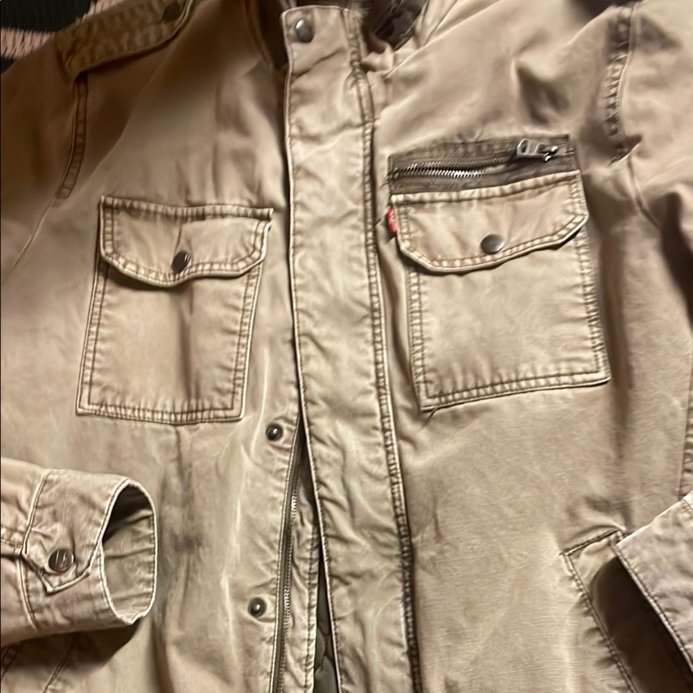 Tan Military Field Jacket with Sturdy Fabric and Shirt Collar